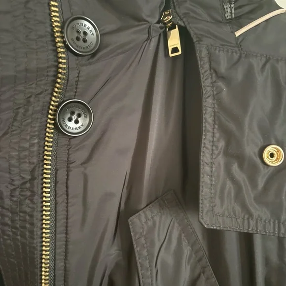 Burberry Quilted Black Puffer Jacket - Picture 5 of 15